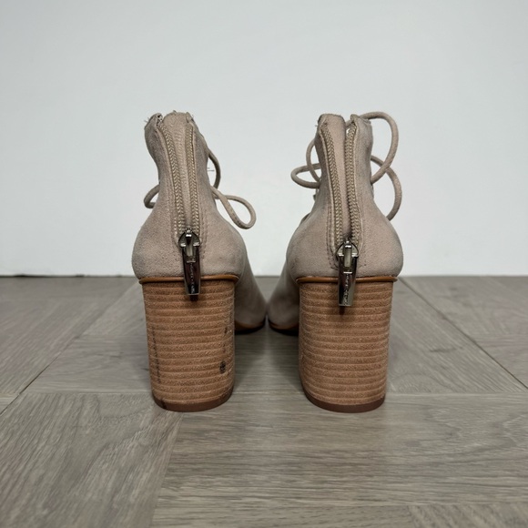 Vince Camuto Nahara Gray Tan Suede Heeled Sandal 8M - Picture 3 of 9